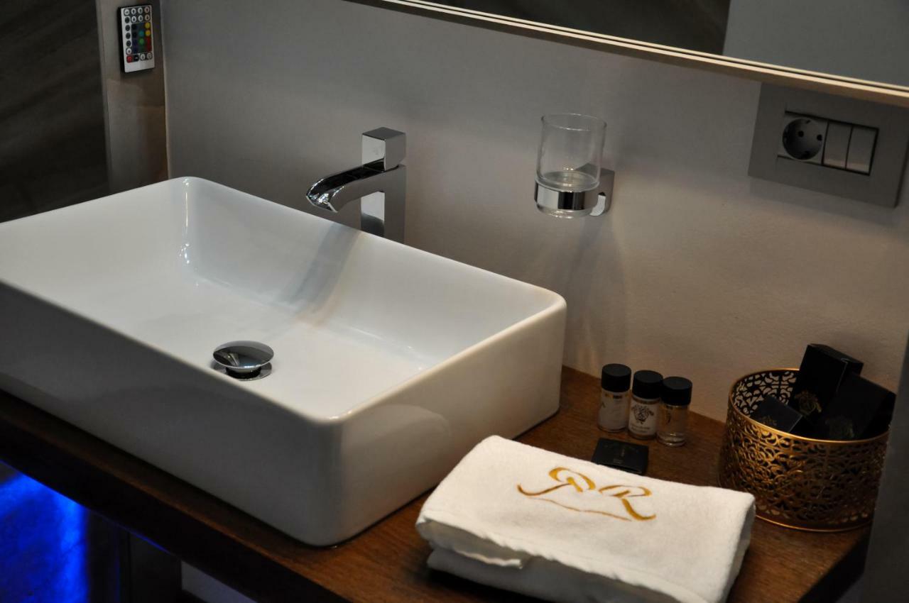 Rubio Residence - Accmonia Luxury Apartment Arad Ngoại thất bức ảnh